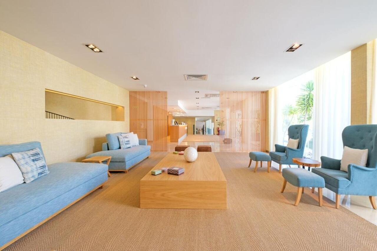 Malibu Foz Hotel - La Maison Younan Figueira da Foz Exteriör bild The interior of the hotel