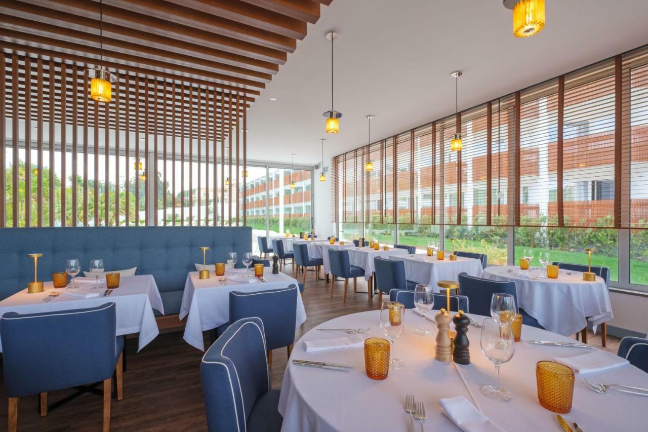 Malibu Foz Hotel - La Maison Younan Figueira da Foz Exteriör bild Restaurant