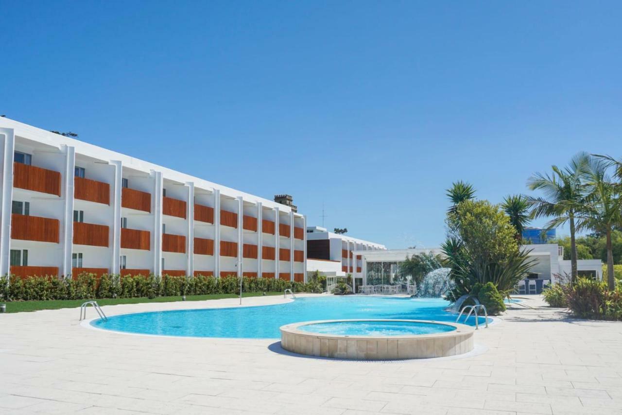 Malibu Foz Hotel - La Maison Younan Figueira da Foz Exteriör bild