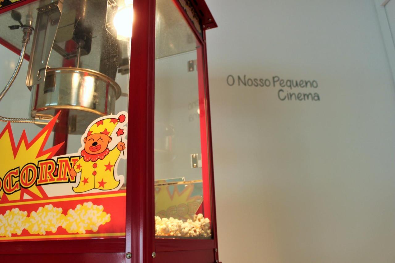 Malibu Foz Hotel - La Maison Younan Figueira da Foz Exteriör bild Popcorn machine at the cinema