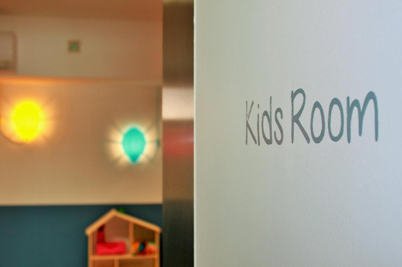 Malibu Foz Hotel - La Maison Younan Figueira da Foz Exteriör bild Kids Room